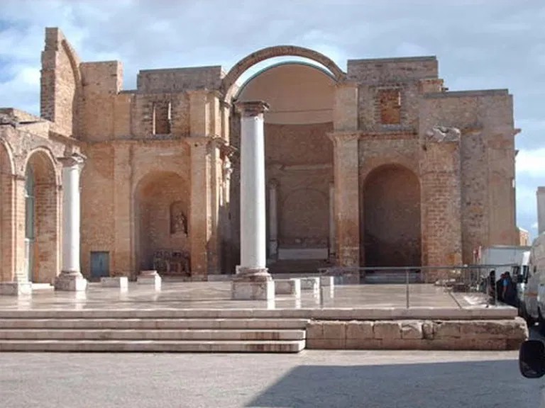 Salemi 1 euro houses